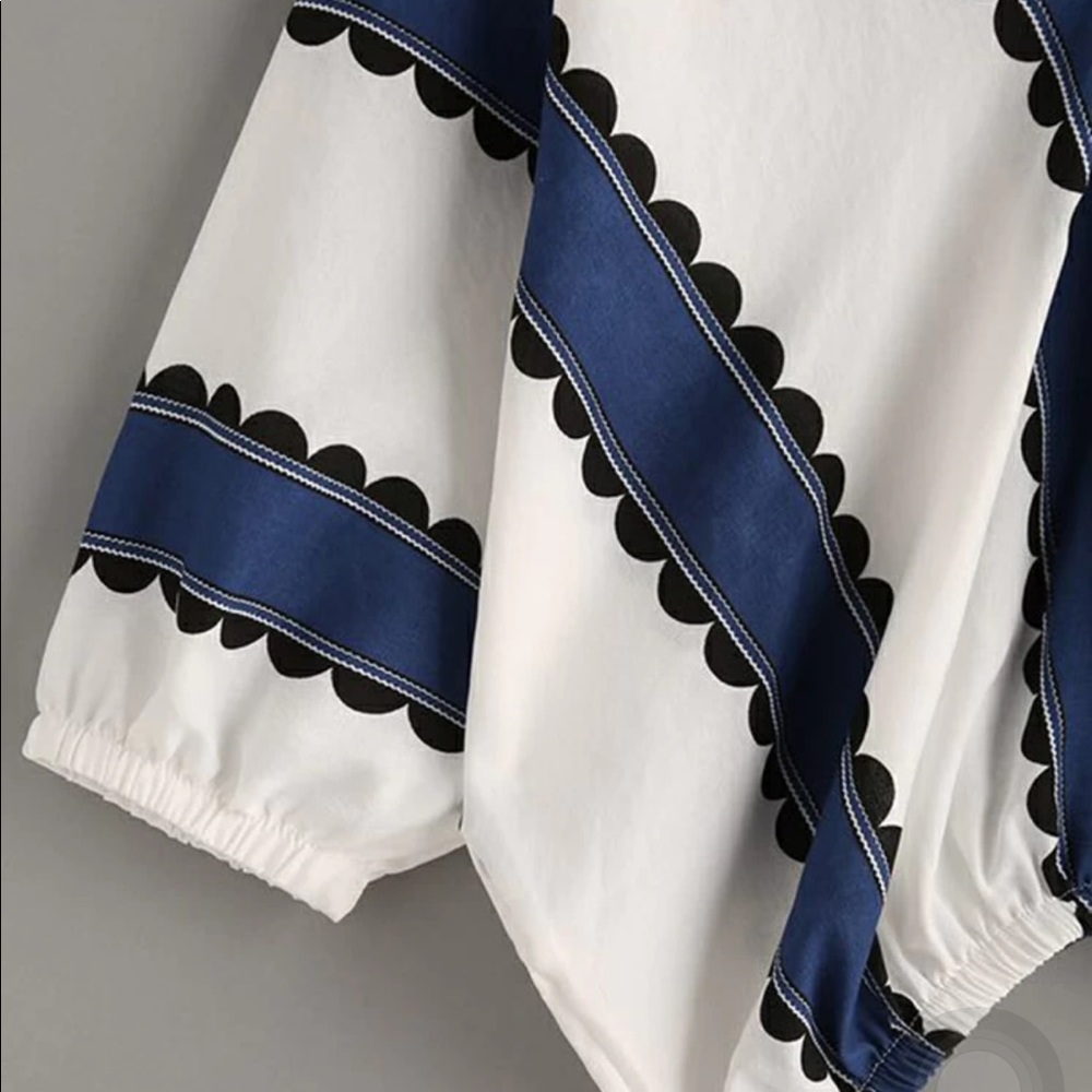 Top - Picture 4 of 4